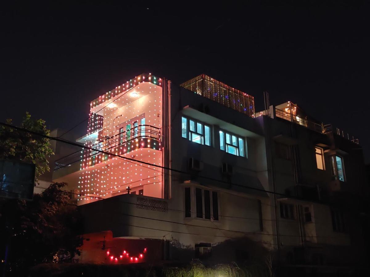Hostel A Sleepy Fox Neu-Delhi Exterior foto